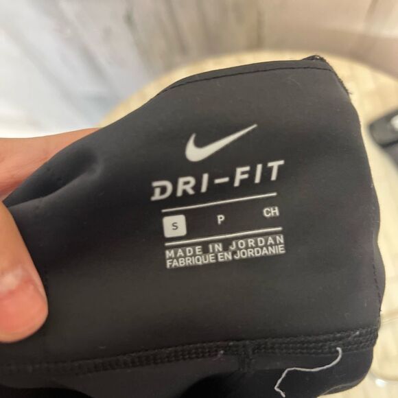 Nike black leggings - Picture 5 of 6
